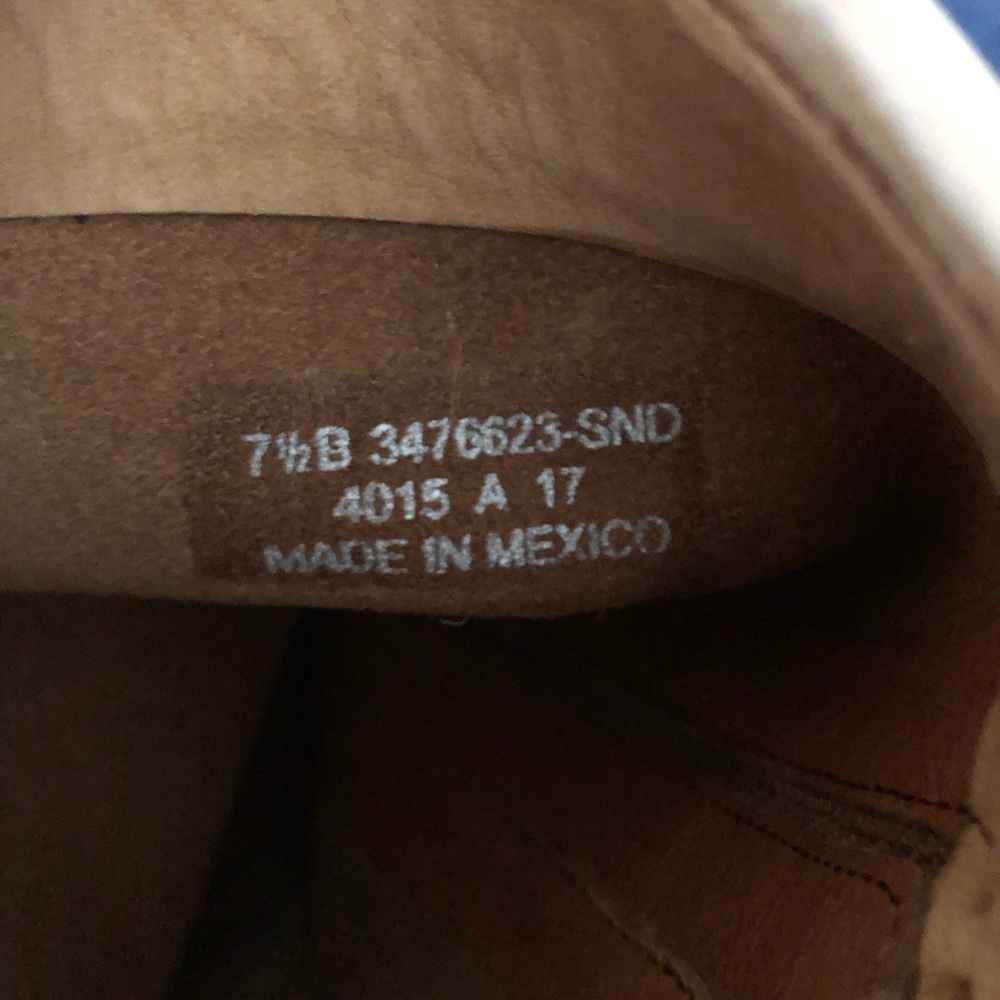 Women’s Frye Boots - Picture 7 of 10